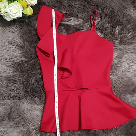 Red Peplum One Side Ruffle Top  ♥️ - Picture 4 of 5